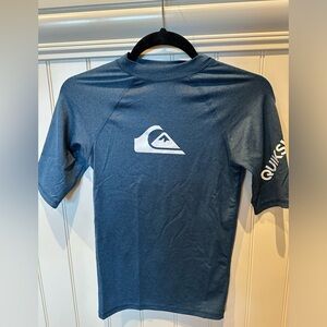QUIKSILVER Boys Size Medium Teal Blue Short Sleeve Board Tee Shirt